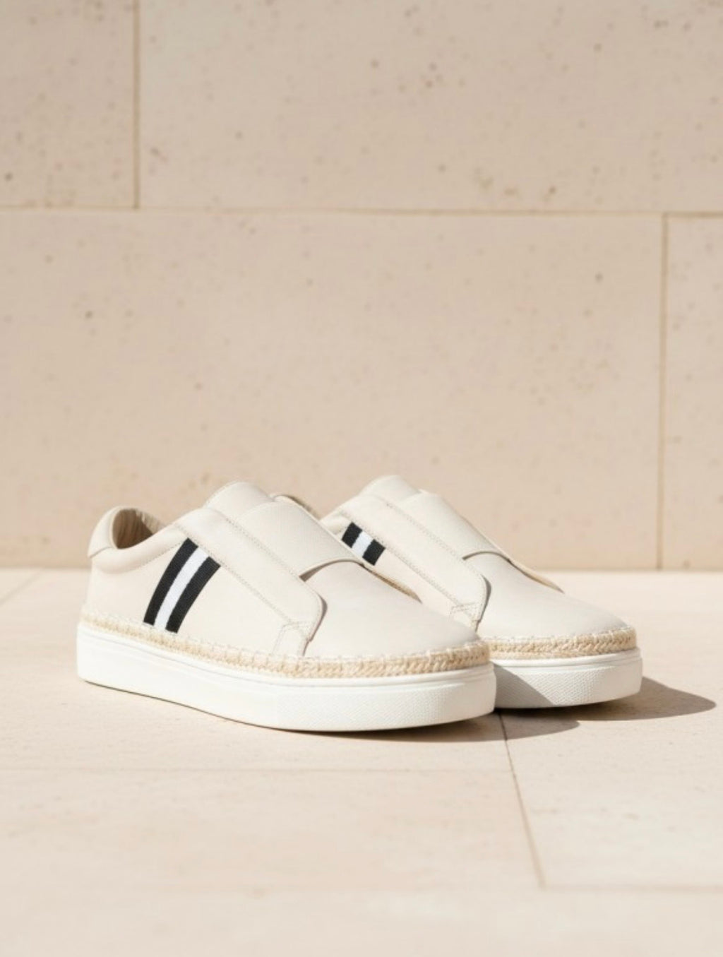 Side stripe Slip On Sneakers